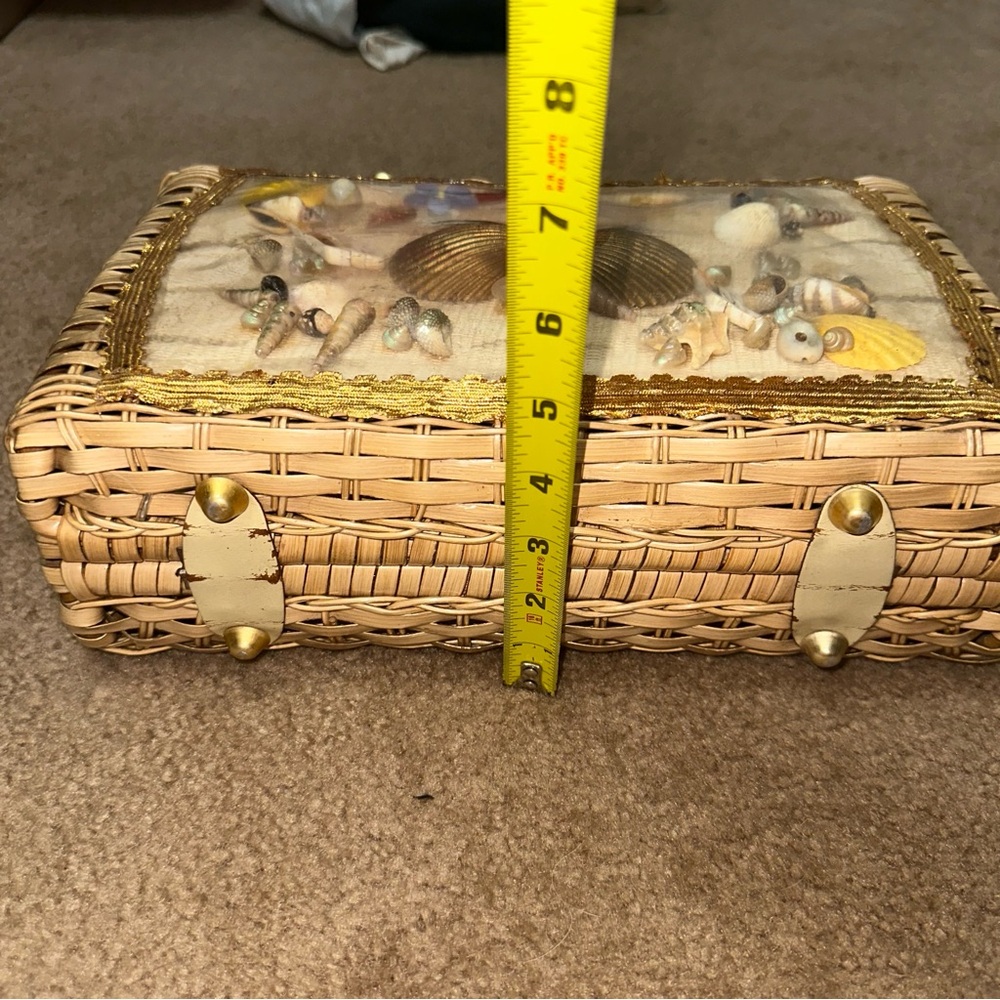 ☀️🐚BOGO 1/2 🐚VTG 1950's Wicker Purse Lucite Handles VLV - Picture 5 of 16